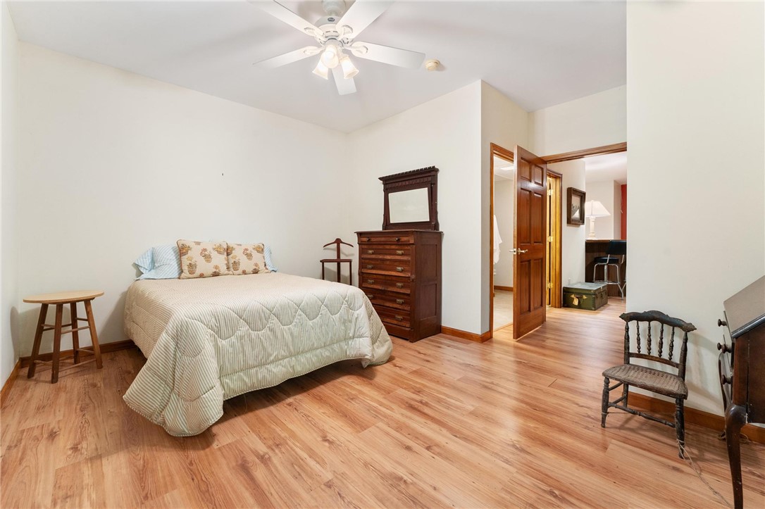 600 Point Road Westminster, SC 29693 - Photo 36 of 50 Guest bedroom
