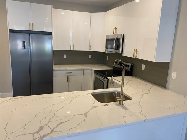 $2,700 | 32 Norwood Street, Unit 7, Boston, MA 02122