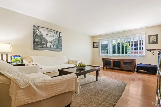 $730,000 | 434 East H Street, Benicia, CA 94510