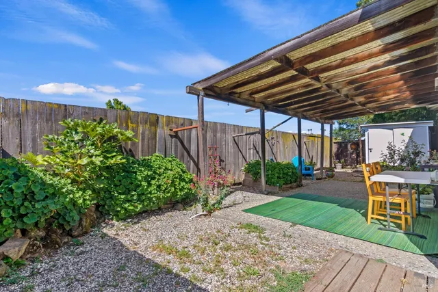 $730,000 | 434 East H Street, Benicia, CA 94510