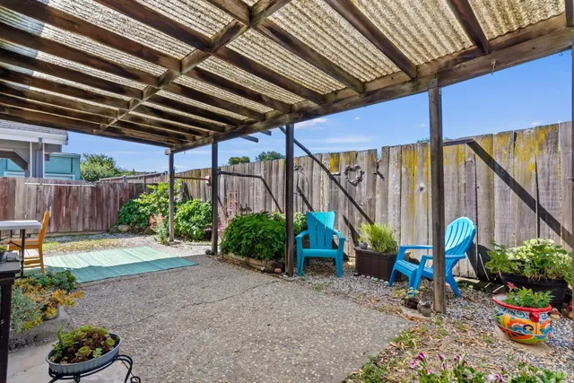 $730,000 | 434 East H Street, Benicia, CA 94510