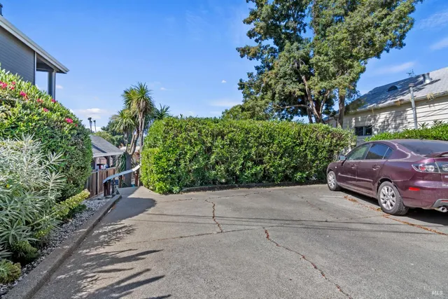 $730,000 | 434 East H Street, Benicia, CA 94510