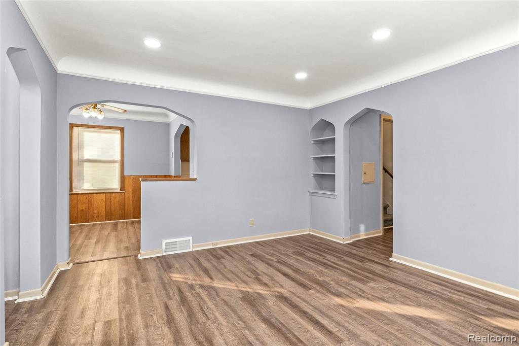 4805 Helen Street Dearborn, MI 48126 - Photo 10 of 46