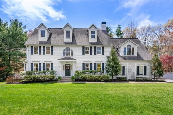 $1,699,000 | 16 Foxhunt Trail, Walpole, MA 02081