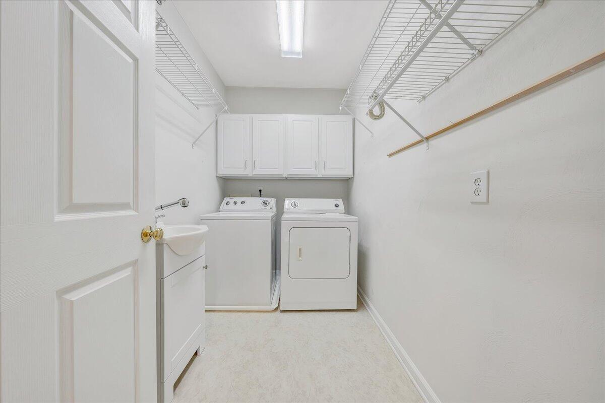 4448 Pheasant Ridge Road, Unit 404 Roanoke, VA 24014 - Photo 30 of 70 30-MIB01354