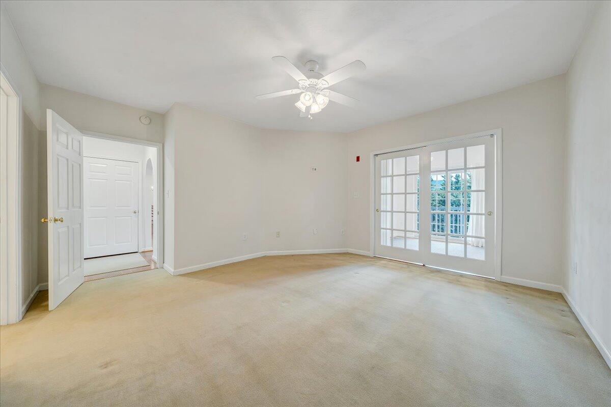 4448 Pheasant Ridge Road, Unit 404 Roanoke, VA 24014 - Photo 33 of 70 33-MIB01363