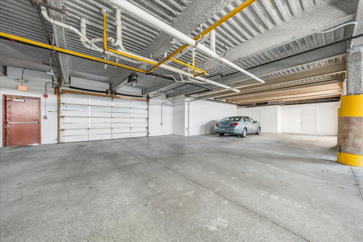 4448 Pheasant Ridge Road, Unit 404 Roanoke, VA 24014 - Photo 42 of 70 42-MIB01453