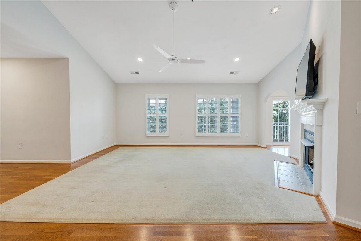 4448 Pheasant Ridge Road, Unit 404 Roanoke, VA 24014 - Photo 5 of 70 05-MIB01402