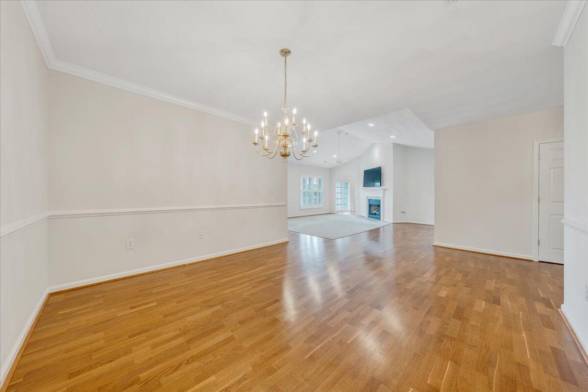 4448 Pheasant Ridge Road, Unit 404 Roanoke, VA 24014 - Photo 10 of 70 10-MIB01414