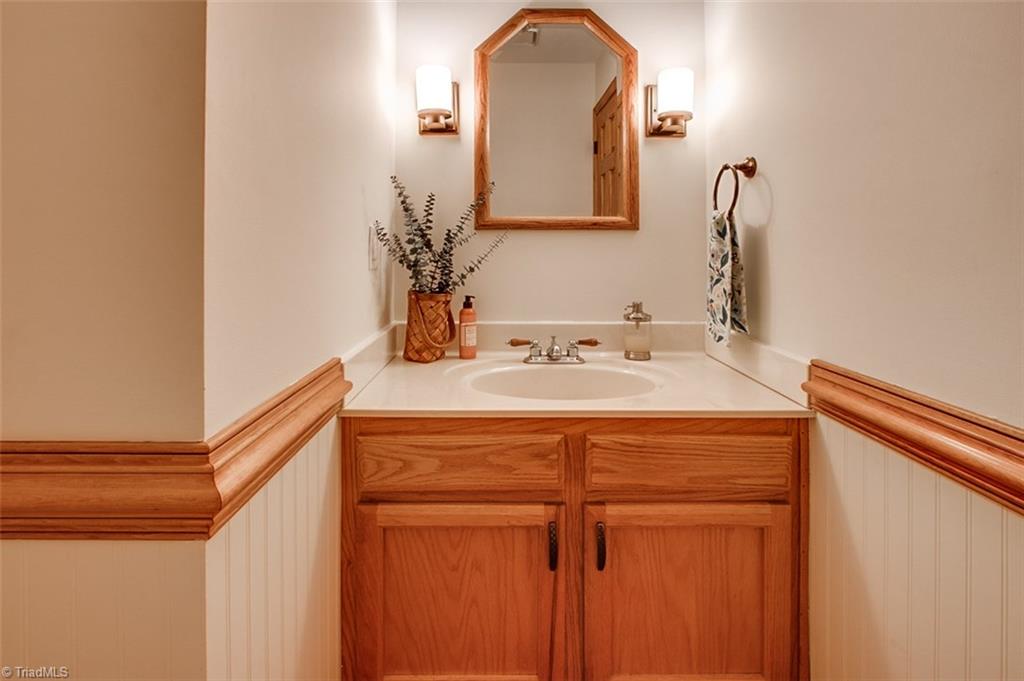 4906 Gold Crest Drive Oak Ridge, NC 27310 - Photo 13 of 30
