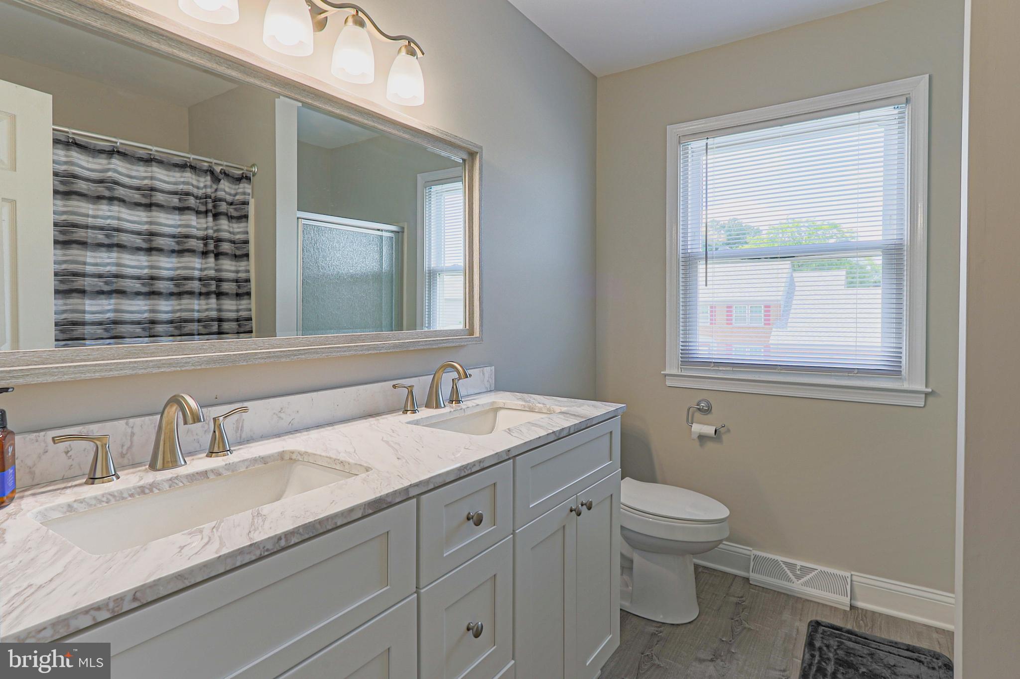 138 Woodland Road Newark, DE 19702 - Photo 19 of 29 Master bathroom