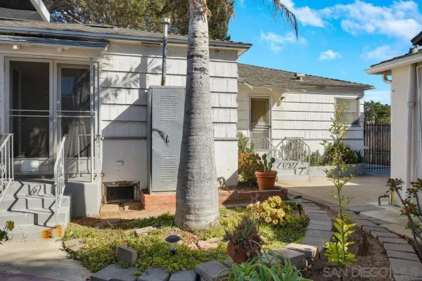 $3,200 | 4518 52nd Street, San Diego, CA 92115