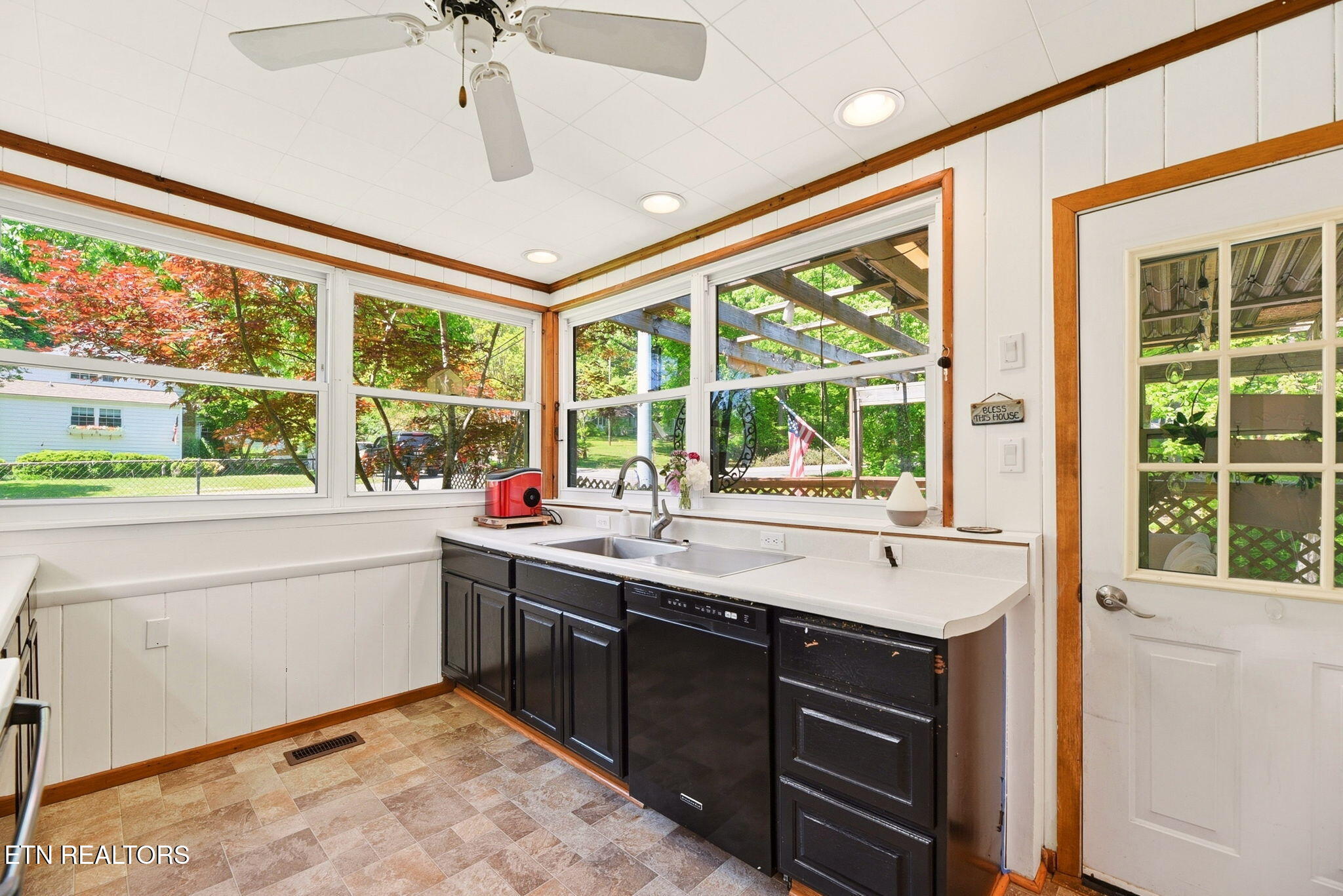 55 Dogwood Road Norris, TN 37828 - Photo 12 of 44 12-web-or-mls-DSC_4719