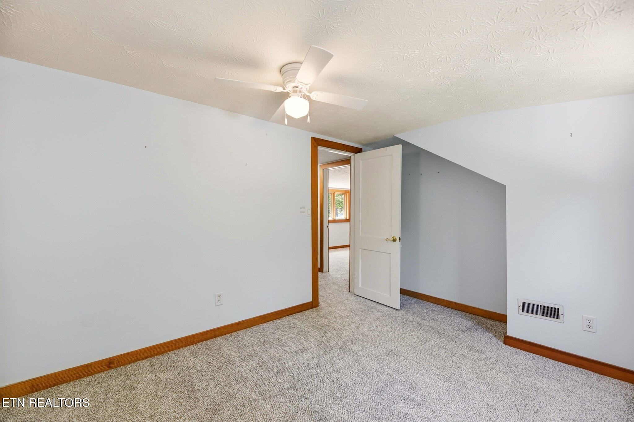 55 Dogwood Road Norris, TN 37828 - Photo 31 of 44 31-web-or-mls-DSC_4773