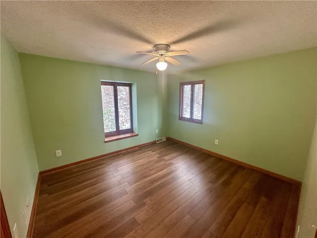 $585,000 | 513 Sandra Lane, Cheswick, PA 15024