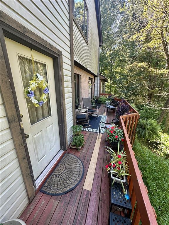 513 Sandra Lane Cheswick, PA 15024 - Photo 10 of 48 a view of sitting area in balcony
