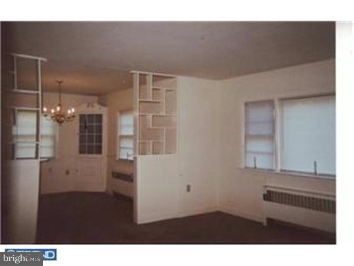 1300 Carr Road Wilmington, DE 19809 - Photo 8 of 9 Living Room