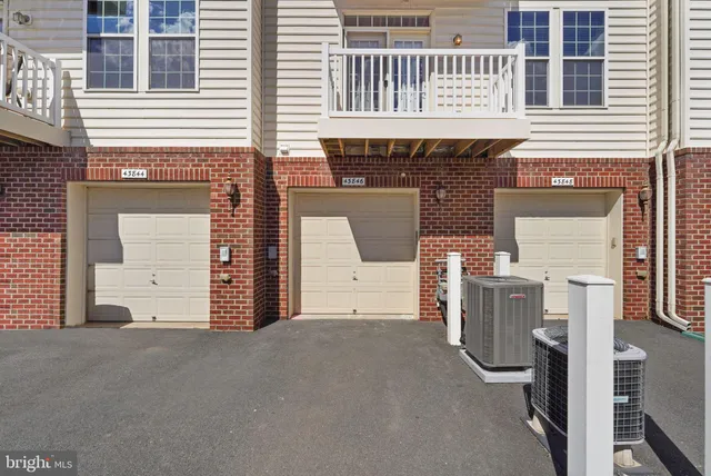 $2,700 | 43846 Artsmith Terrace, Ashburn, VA 20147