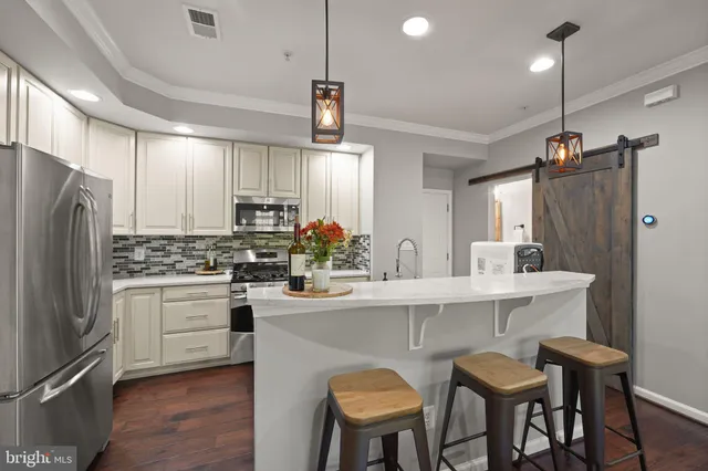 $2,700 | 43846 Artsmith Terrace, Ashburn, VA 20147