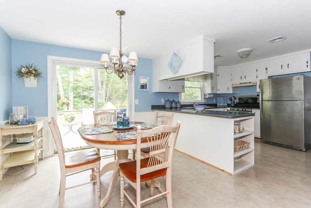 6 Anawan Road Brewster, MA 02631 - Photo 7 of 18 Gallery Image 7