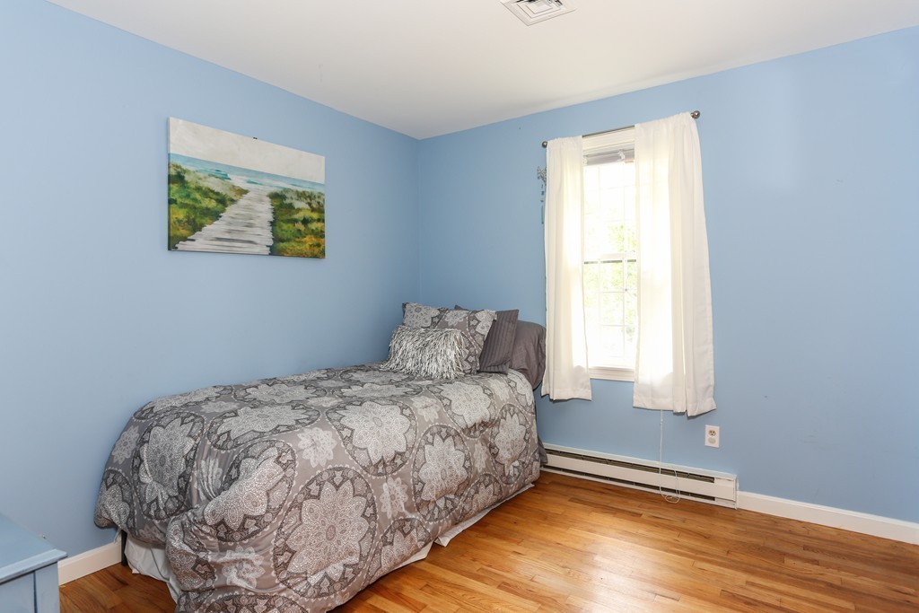 6 Anawan Road Brewster, MA 02631 - Photo 10 of 18 Gallery Image 10