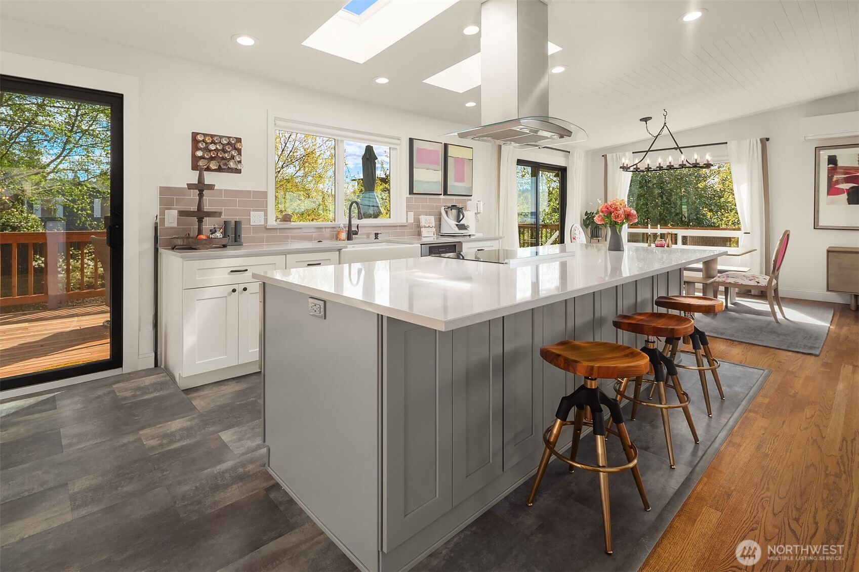 810 Walnut Street Edmonds, WA 98020 - Photo 4 of 34