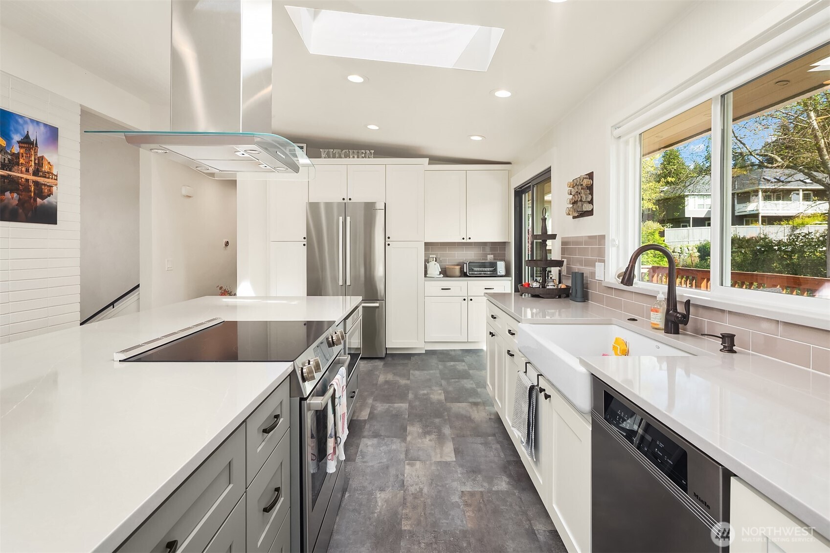 810 Walnut Street Edmonds, WA 98020 - Photo 6 of 34