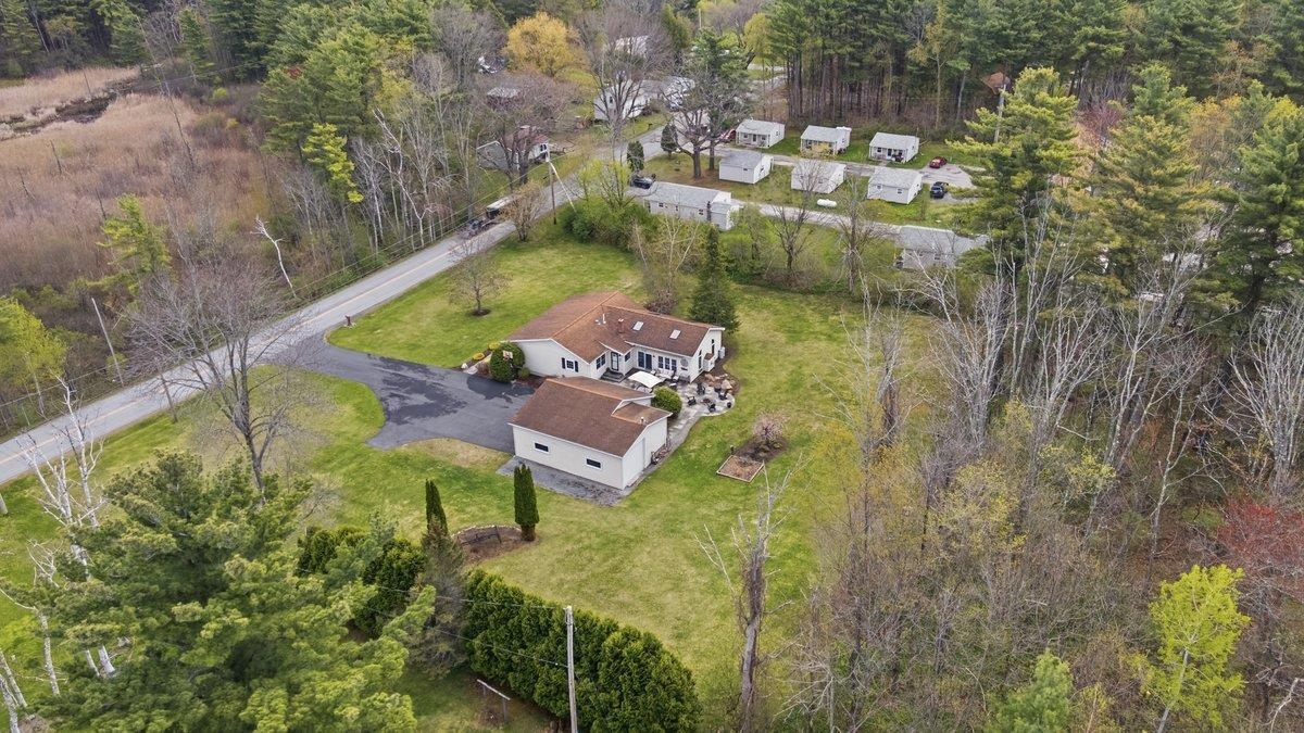 1138 Barber Pond Road Pownal, VT 05261 - Photo 39 of 40 Gallery Image 39