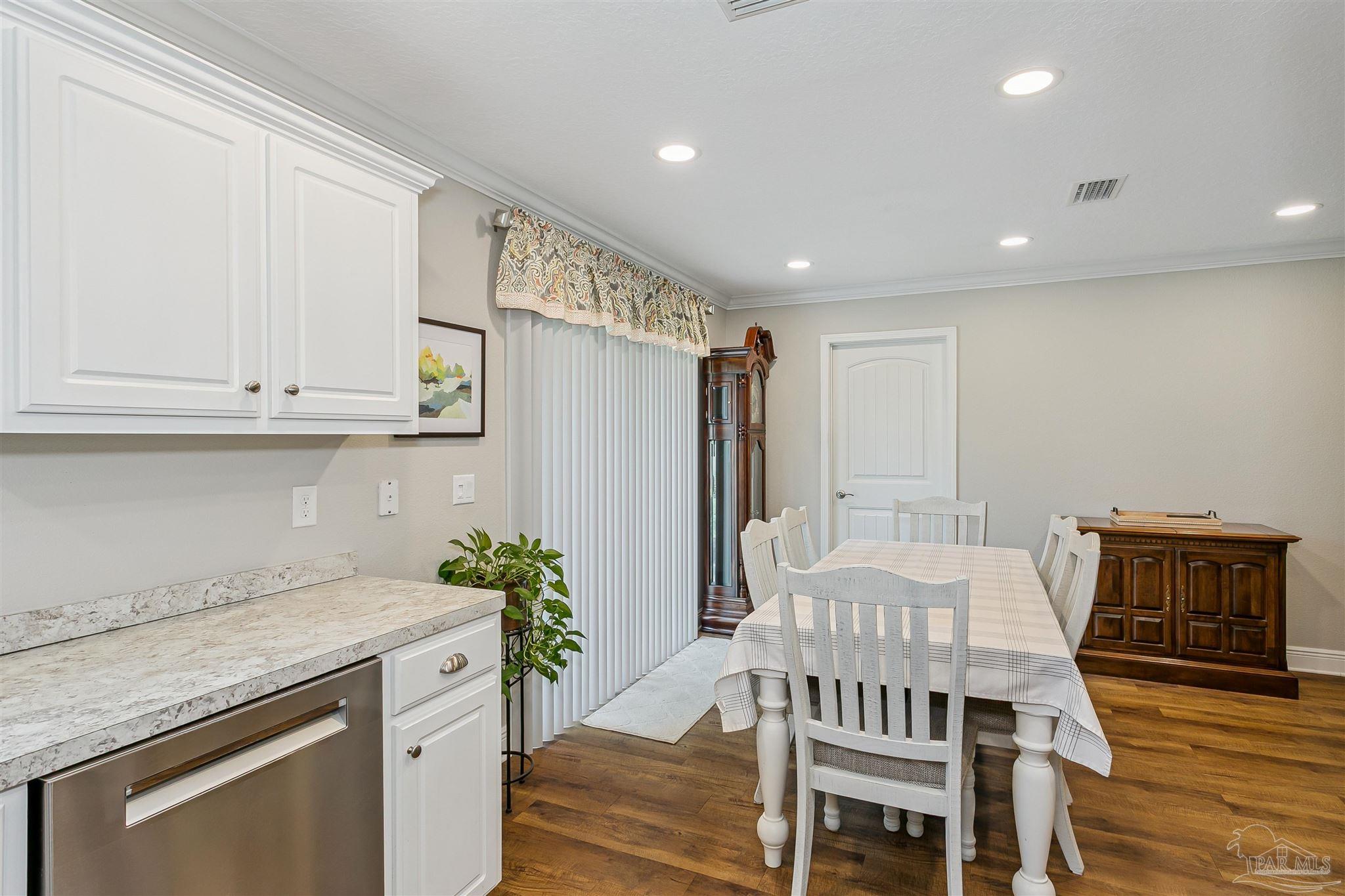 6708 Da Lisa Road Milton, FL 32583 - Photo 13 of 28