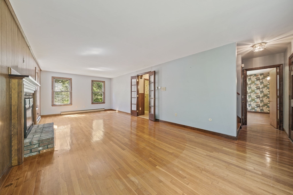 770 Shore Road Bourne, MA 02559 - Photo 8 of 37