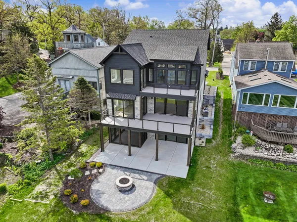 $1,895,000 | 30248 Forest Drive, Burlington, WI 53105
