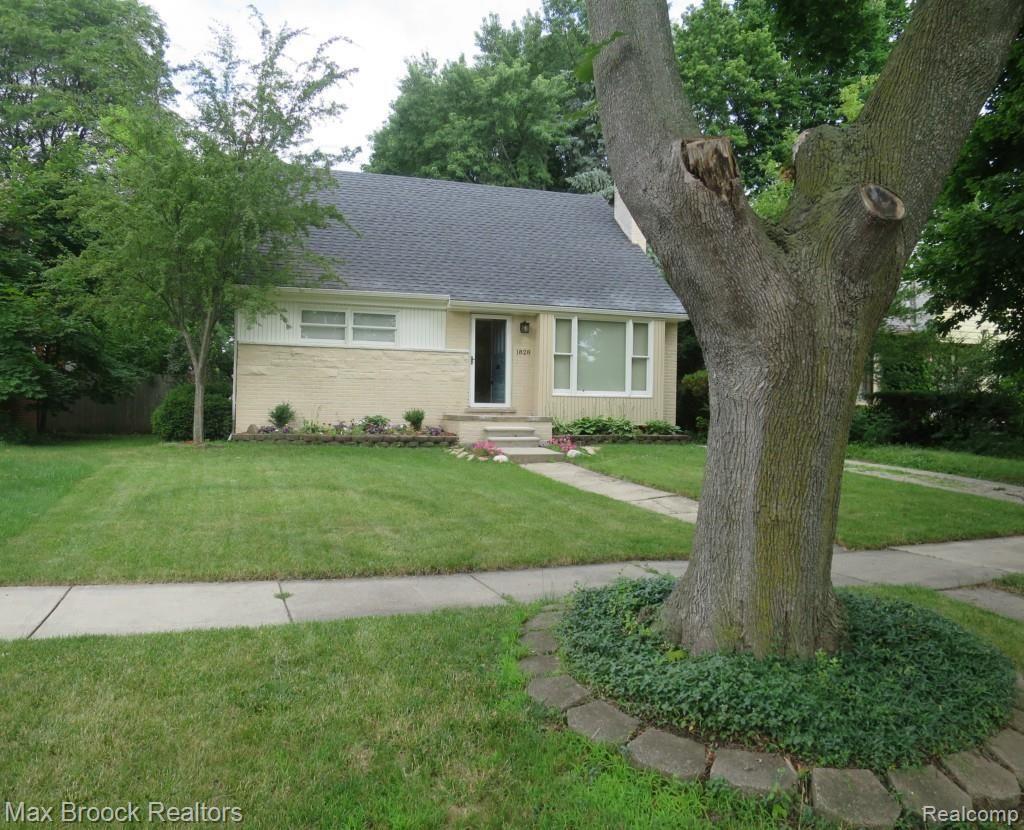 1828 Mansfield Road Birmingham, MI 48009 - Photo 1 of 20 1.JPG