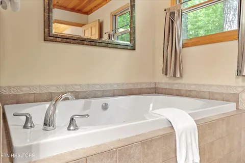 $459,900 | 319 Rainbow Circle, Townsend, TN 37882