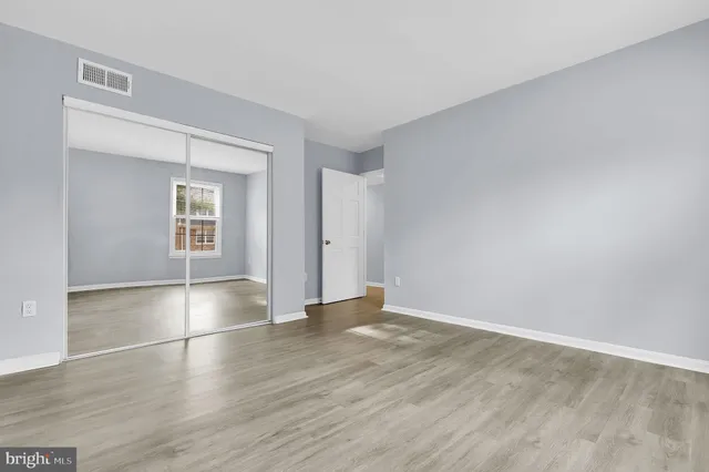 $210,000 | 724 Quince Orchard Boulevard, Unit 202, Gaithersburg, MD 20878