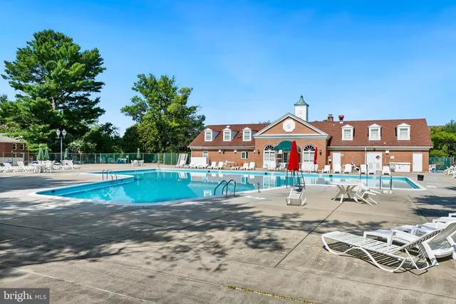 $210,000 | 724 Quince Orchard Boulevard, Unit 202, Gaithersburg, MD 20878