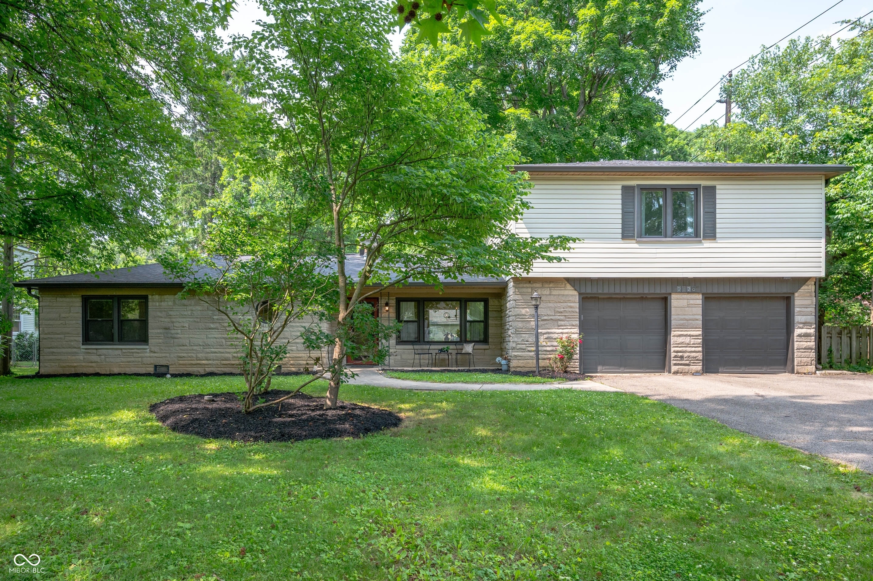 2120 Wynnedale Road Indianapolis, IN 46228 - Photo 1 of 25 Gallery Image 1