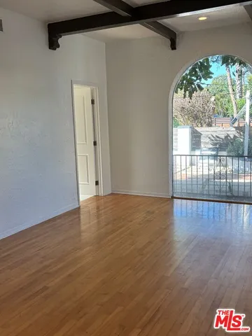 $3,449 | 2736 South Cloverdale Avenue, Los Angeles, CA 90016