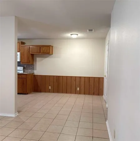 $1,275 | 106 Shaw Street, Unit 106, Tom Bean, TX 75491