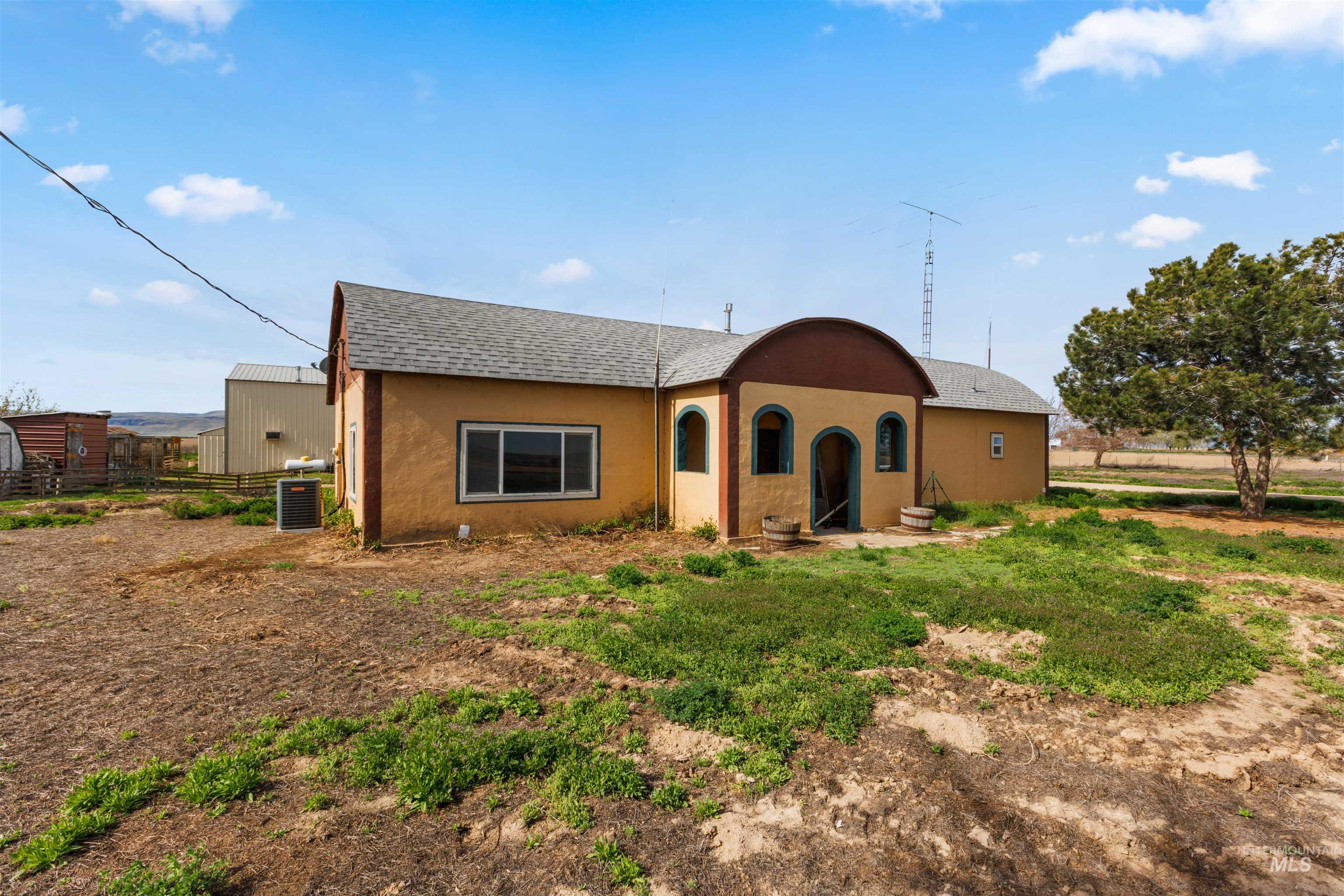 5168 South Jump Creek Road Marsing, ID 83639 - Photo 2 of 40