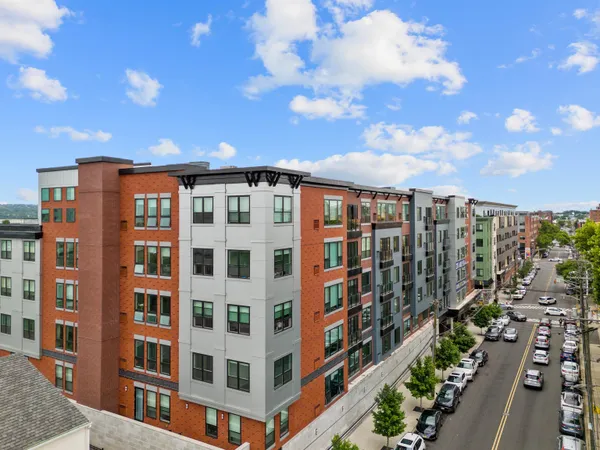 $2,500 | 260 Ave East, Unit 517, Bayonne, NJ 07002