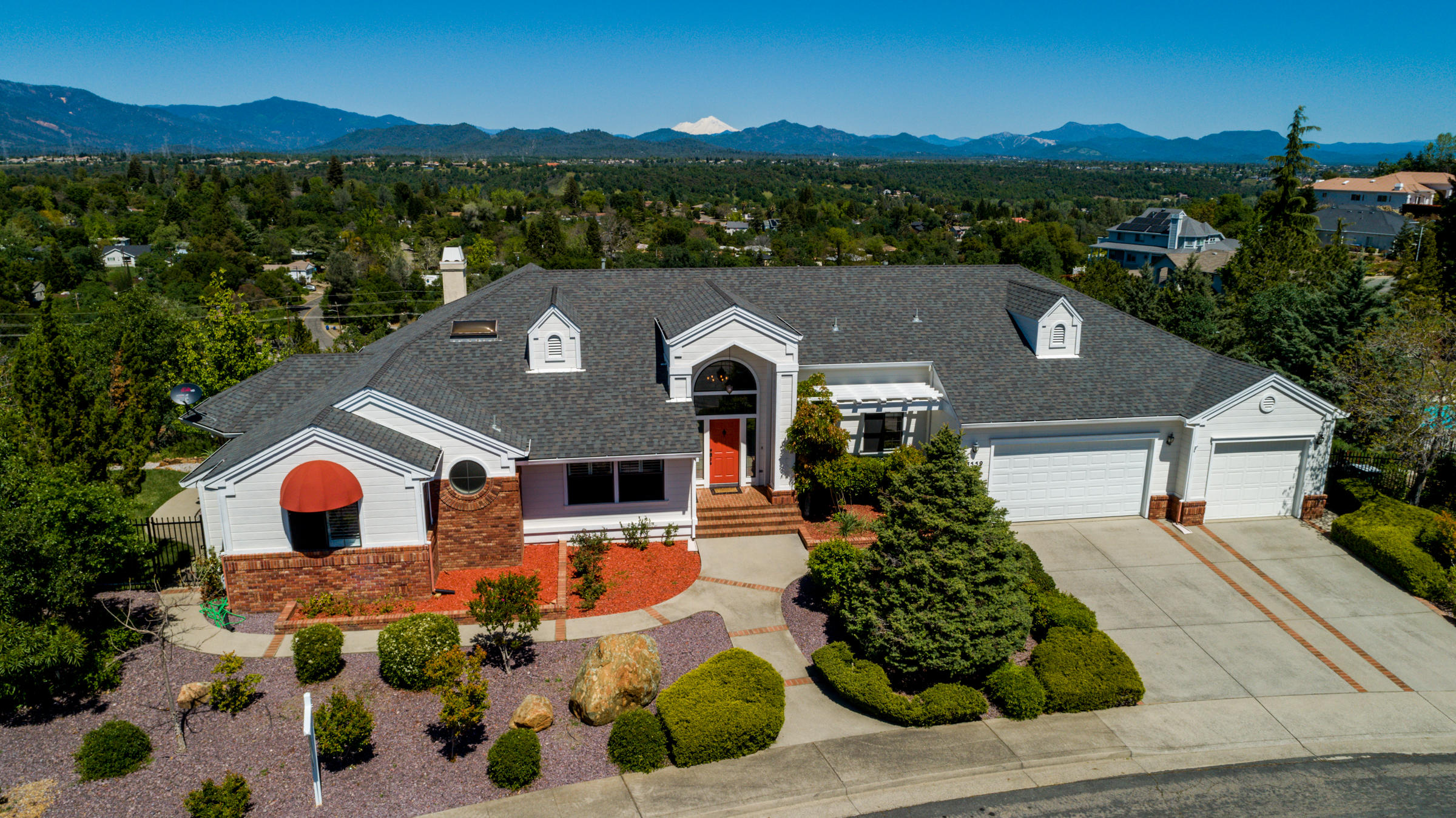 3559 Stone Ridge Place Redding, CA 96001 - Photo 1 of 51 Front