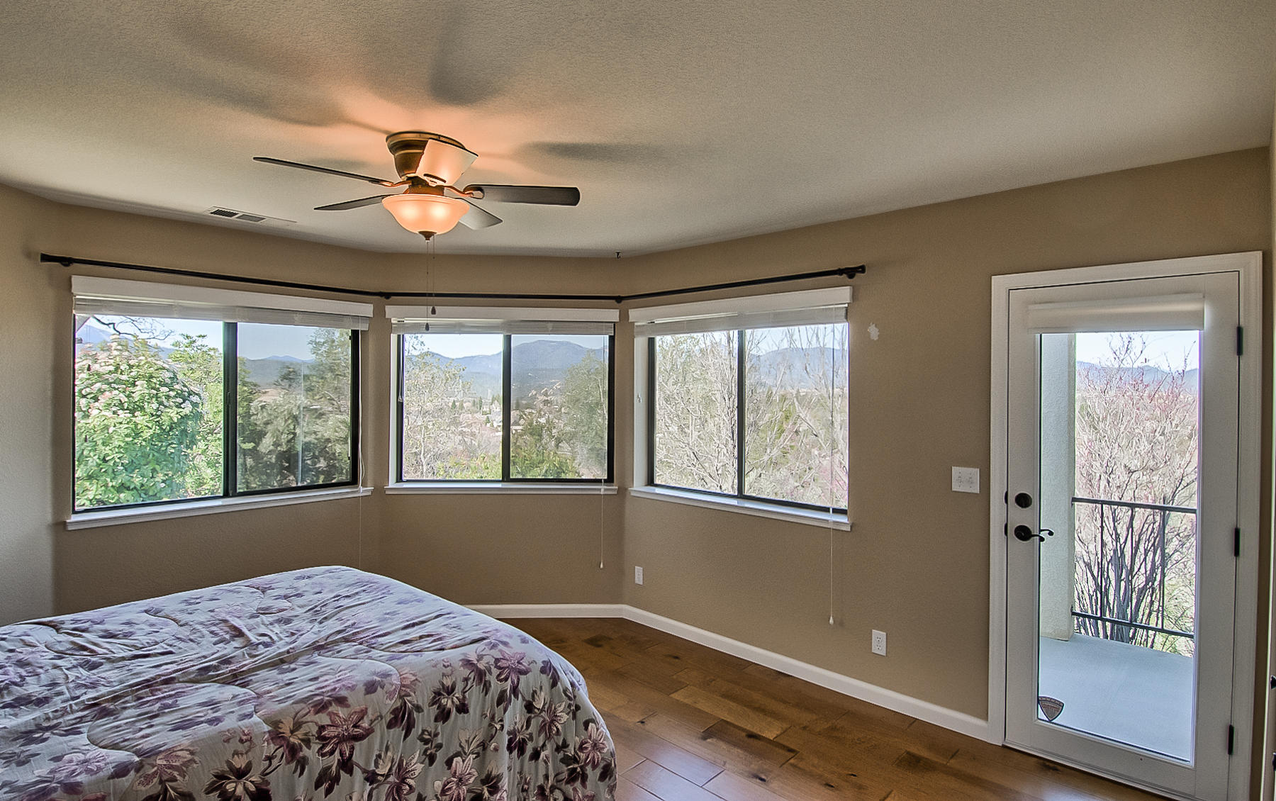 3559 Stone Ridge Place Redding, CA 96001 - Photo 28 of 51 Bedroom w/ Views!