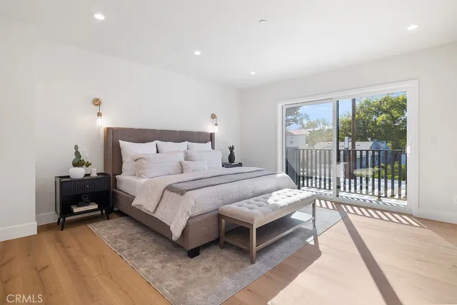 $2,425,000 | 4831 Sancola Avenue, Toluca Lake, CA 91601