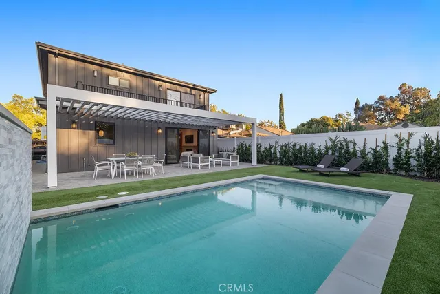 $2,425,000 | 4831 Sancola Avenue, Toluca Lake, CA 91601