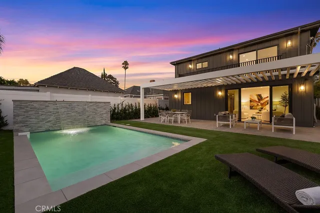 $2,425,000 | 4831 Sancola Avenue, Toluca Lake, CA 91601