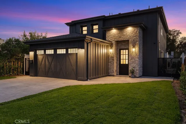 $2,425,000 | 4831 Sancola Avenue, Toluca Lake, CA 91601