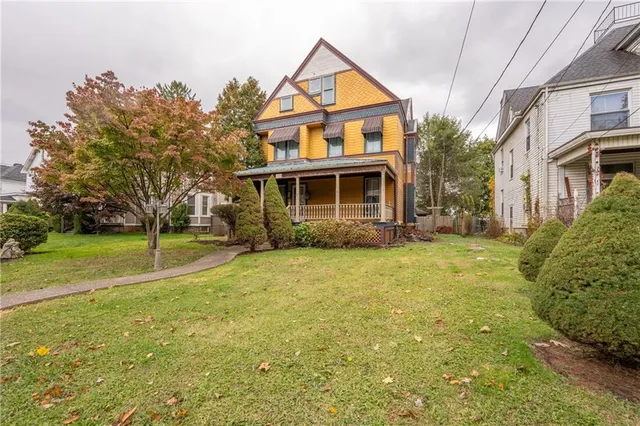 $289,900 | 249 South Walnut Street, Blairsville, PA 15717