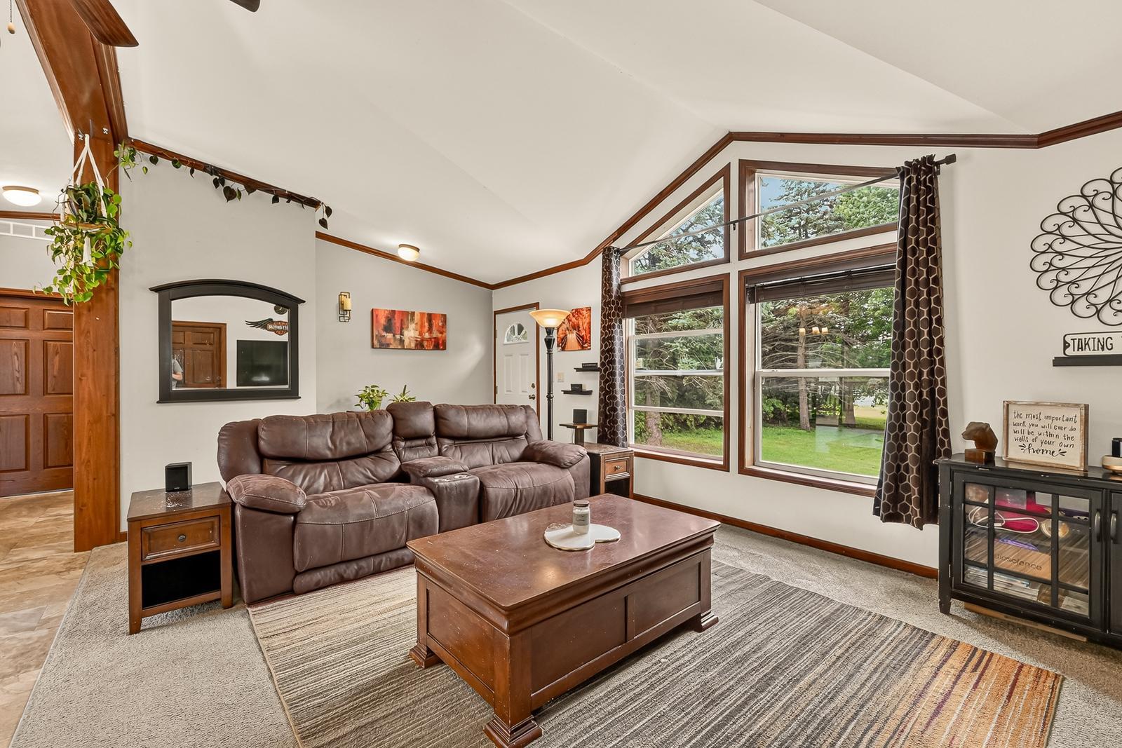 405 North Pleasant Avenue Spring Valley, MN 55975 - Photo 18 of 33
