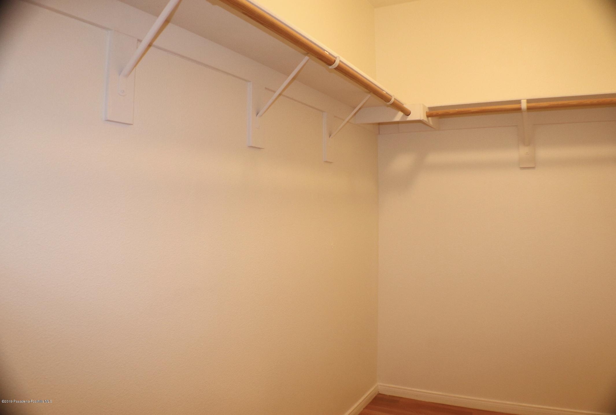1869 Steinman Street Riverside, CA 92507 - Photo 19 of 37 63934792-3EC2-4FC0-8A3C-9AAB3693956B