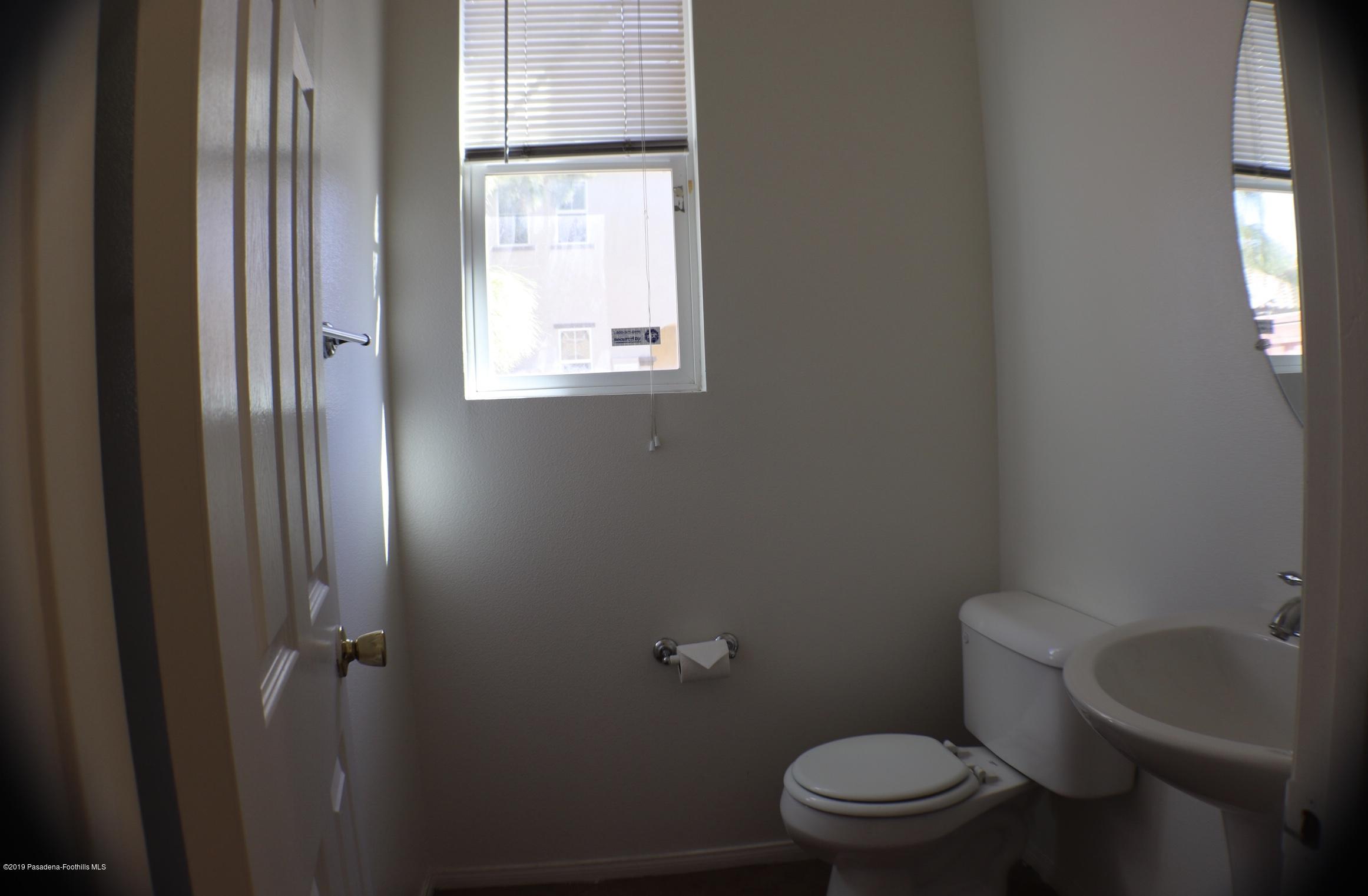 1869 Steinman Street Riverside, CA 92507 - Photo 27 of 37 DA91C416-5423-4418-9282-CC5D49C14C29